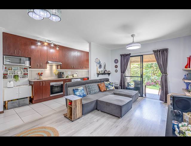 2 BEDROOM APARTMENT FOR SALE IN JACKAL CREEK GOLF ESTATE